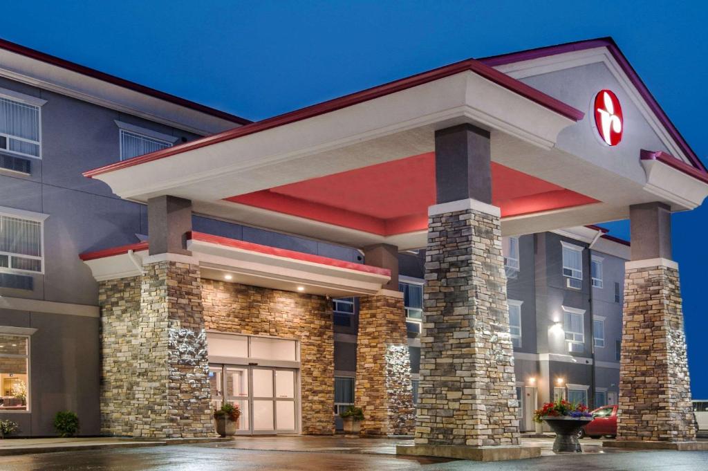 Ramada by Wyndham Moose Jaw (Moose Jaw)
