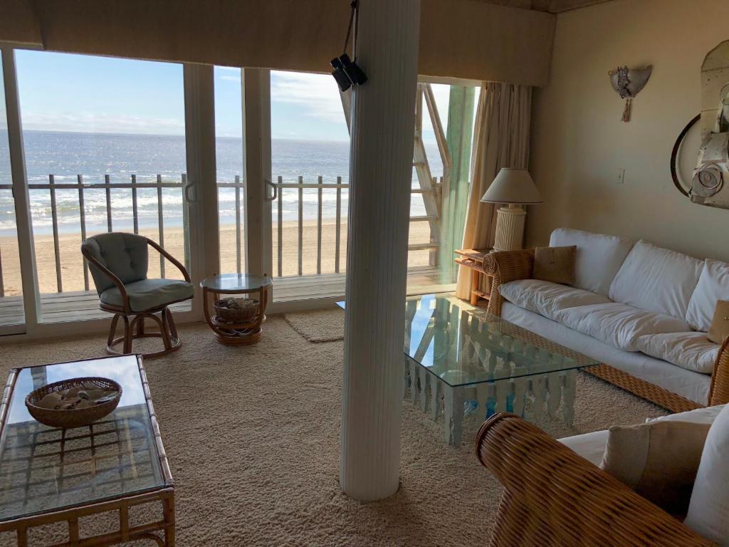 Ocean Front Getaway in La Selva Beach (La Selva Beach)