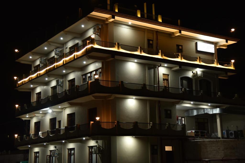 Mastiff Hotel