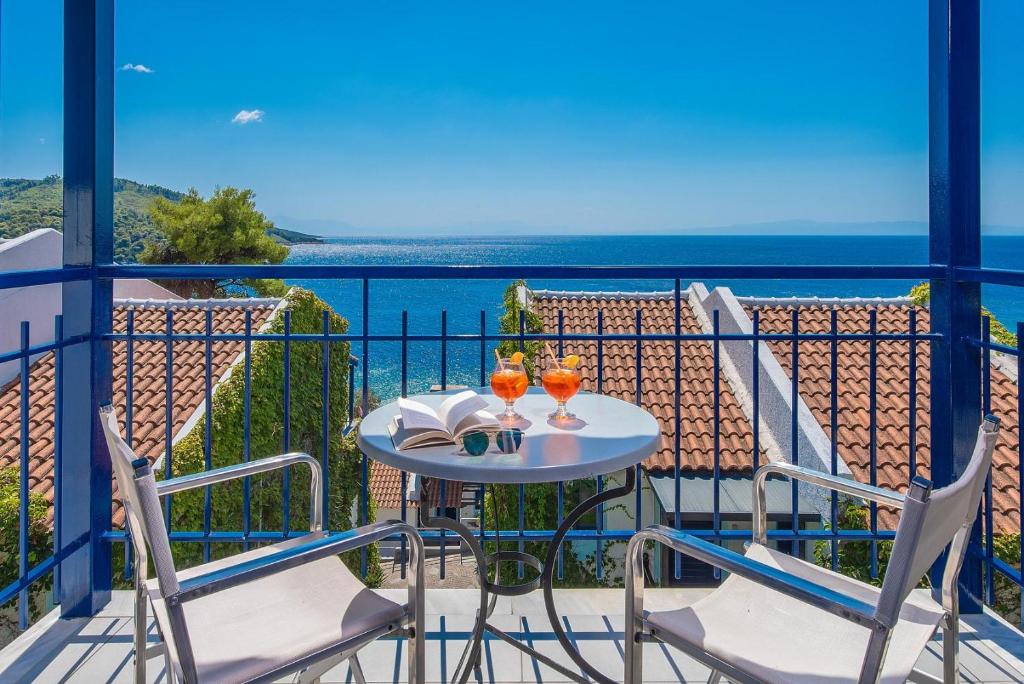 Adrina Beach Hotel (Panormos Skopelos)