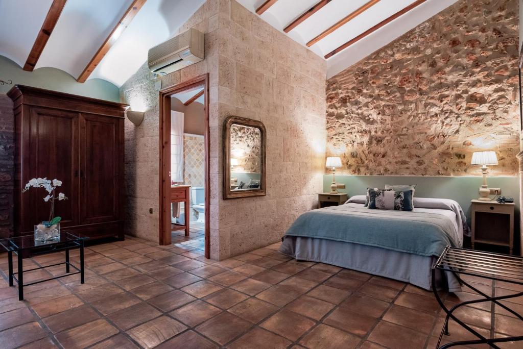 Hotel Casa Babel (Villalonga)