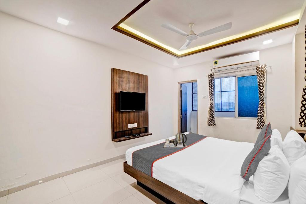 OYO Townhouse 724 Hotel Tulip