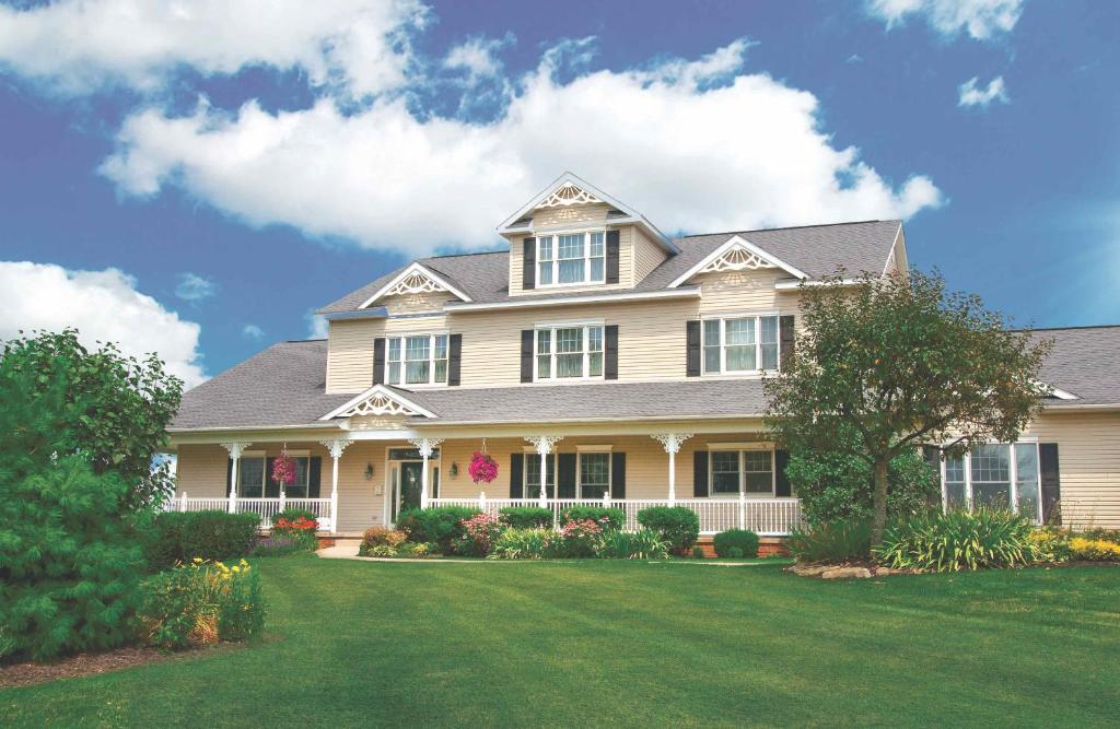 Hillside Inn (Millersburg)