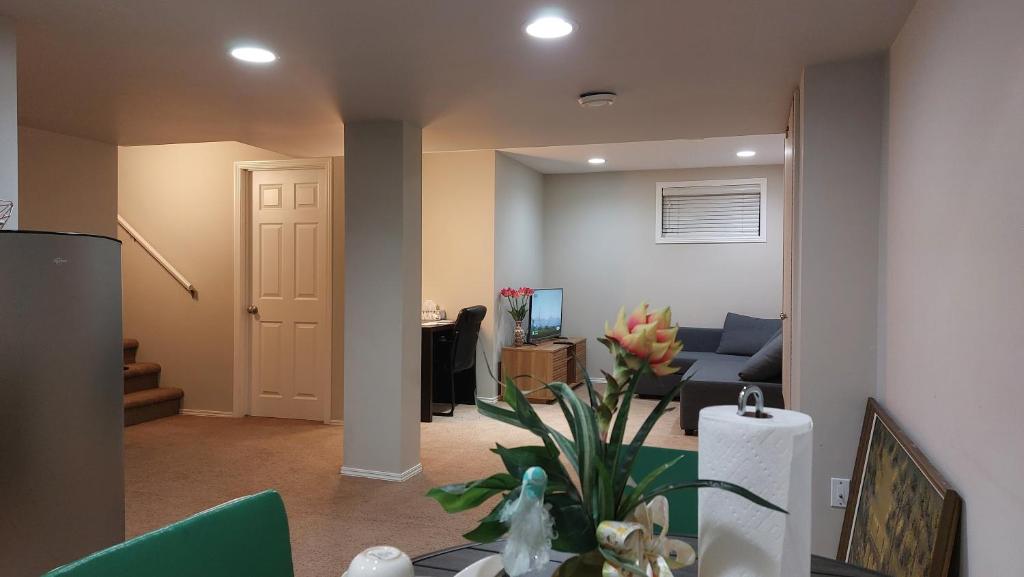 Lovely 1-Bedroom Basement Suite
