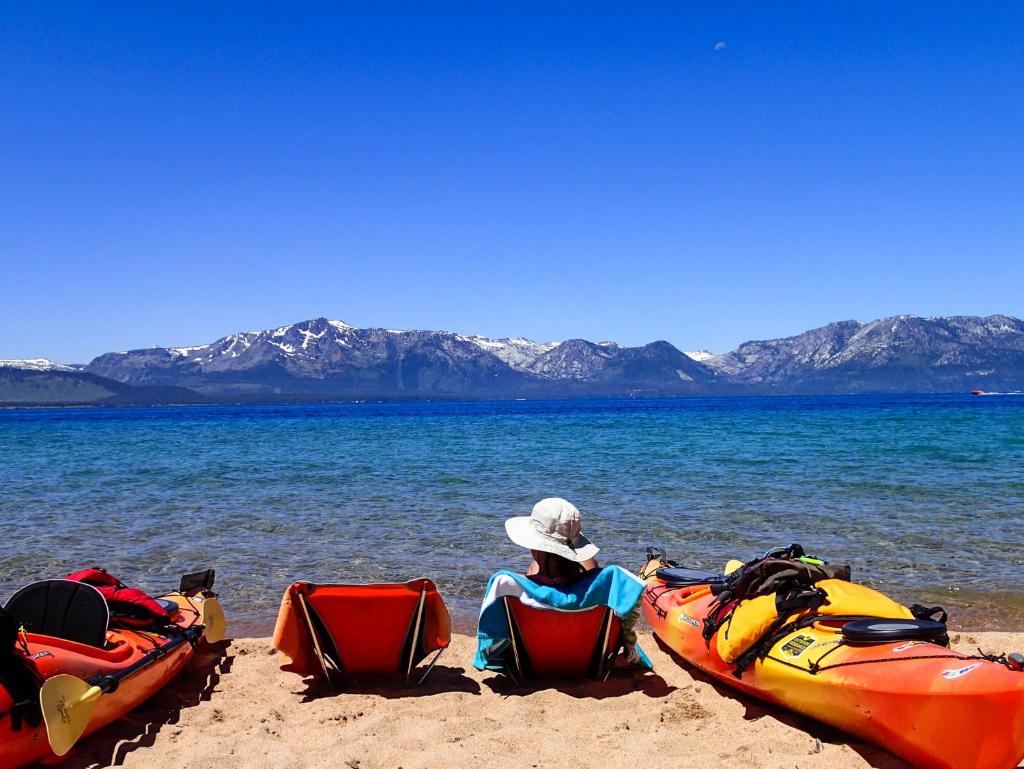 Tahoe Valley Accessible Cottage 7