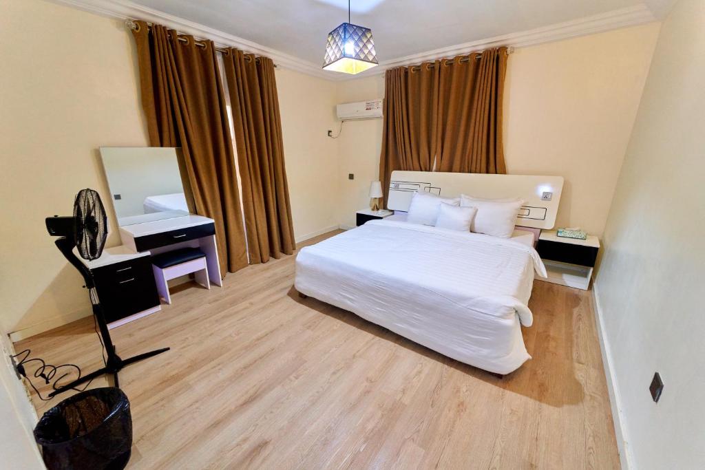 Katamba Apartment