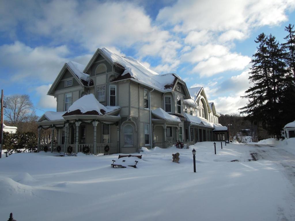 Albergo Allegria Hotel & Breakfast Restaurant (Windham)