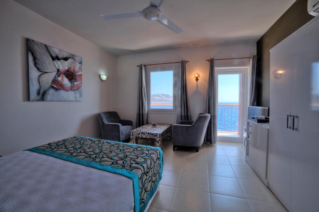 Sunset Villa Hotel