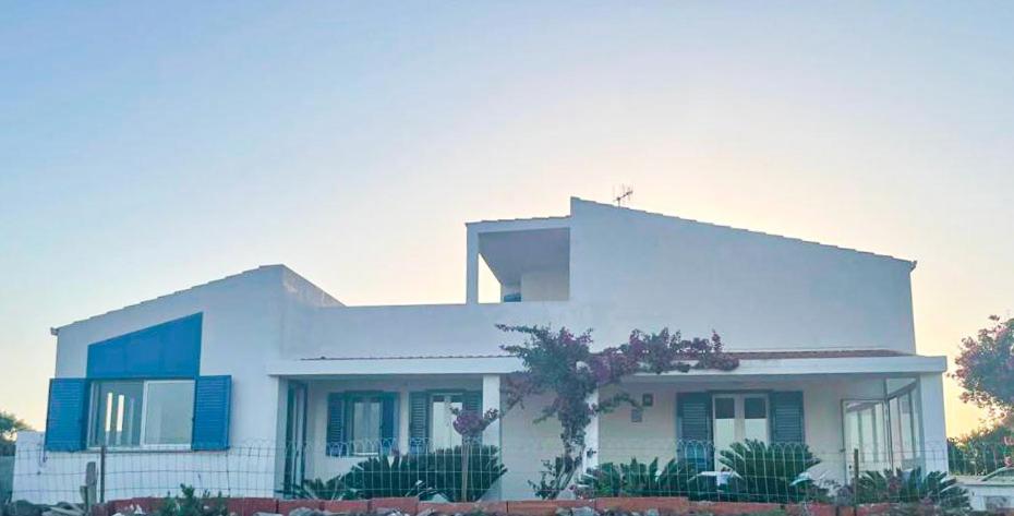 Villa a pochi passi dalla spiaggia La Caletta (Carloforte)