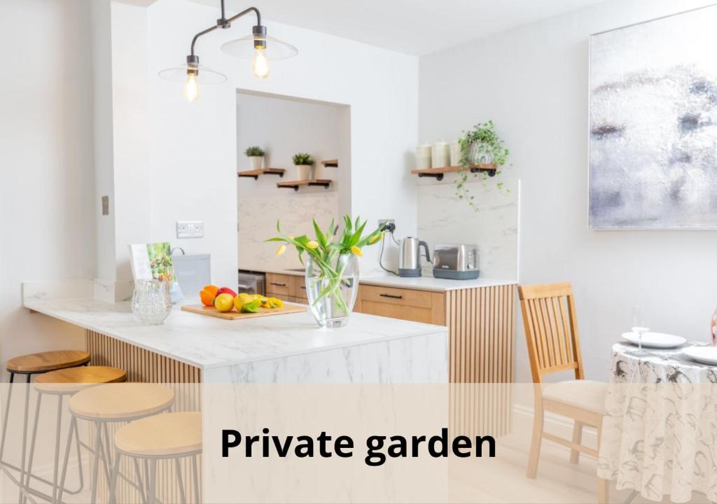 32 Evesham Road - By Luxury Apartment
