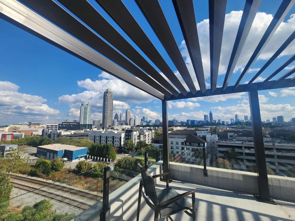 Bleisure at Atlantic Station Modern 1 Bedroom