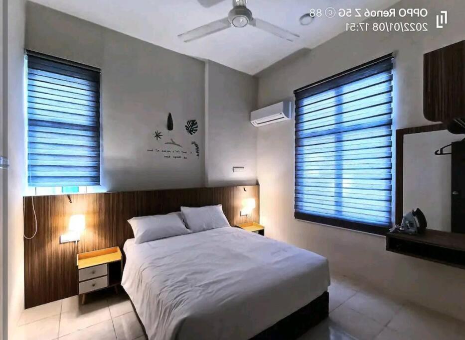 GUESTHOUSE #2 Semi Bungalow House