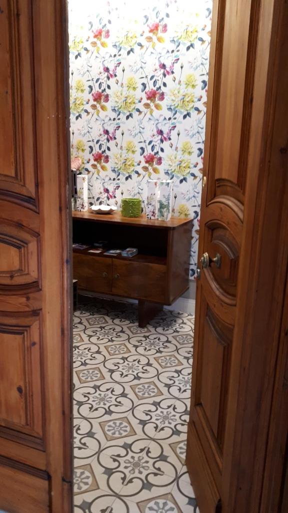 Guest House 73