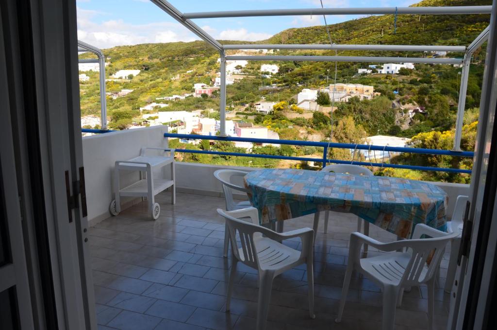 Ponza Holiday Homes - Cala Feola