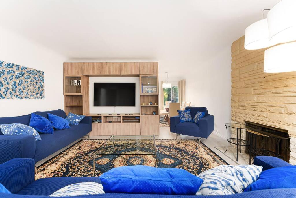 Amazing House In The Heart Of Vancouver DT/YVR/UBC