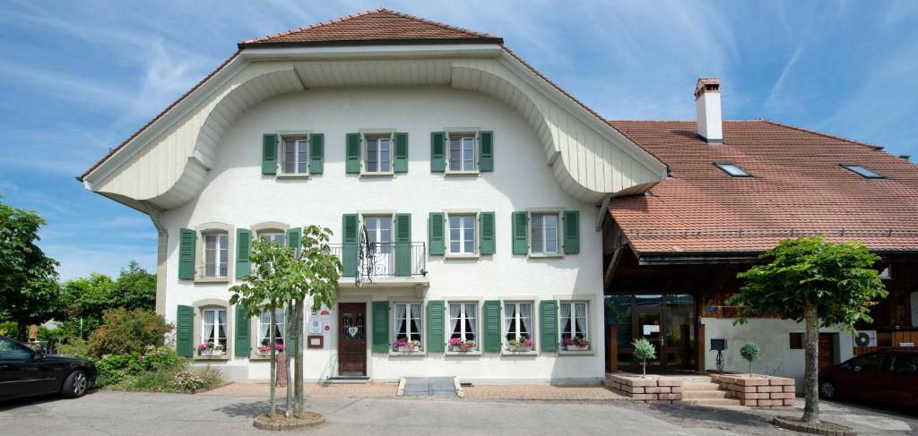 Auberge de la Croix Blanche, VILLAREPOS