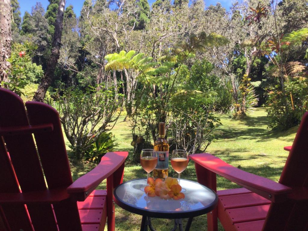 Hale 'Ohu Bed & Breakfast (Volcano)
