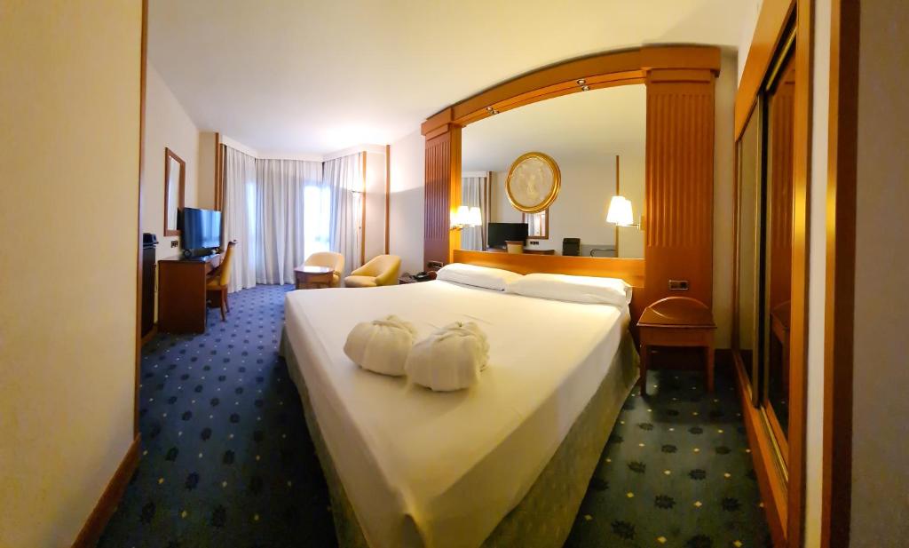 Hotel los Bracos by Silken (Logroño)