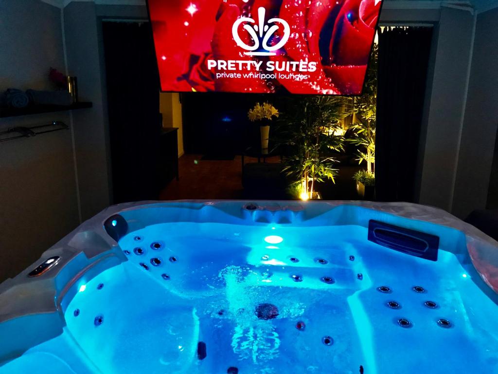Silver Whirlpool Suite