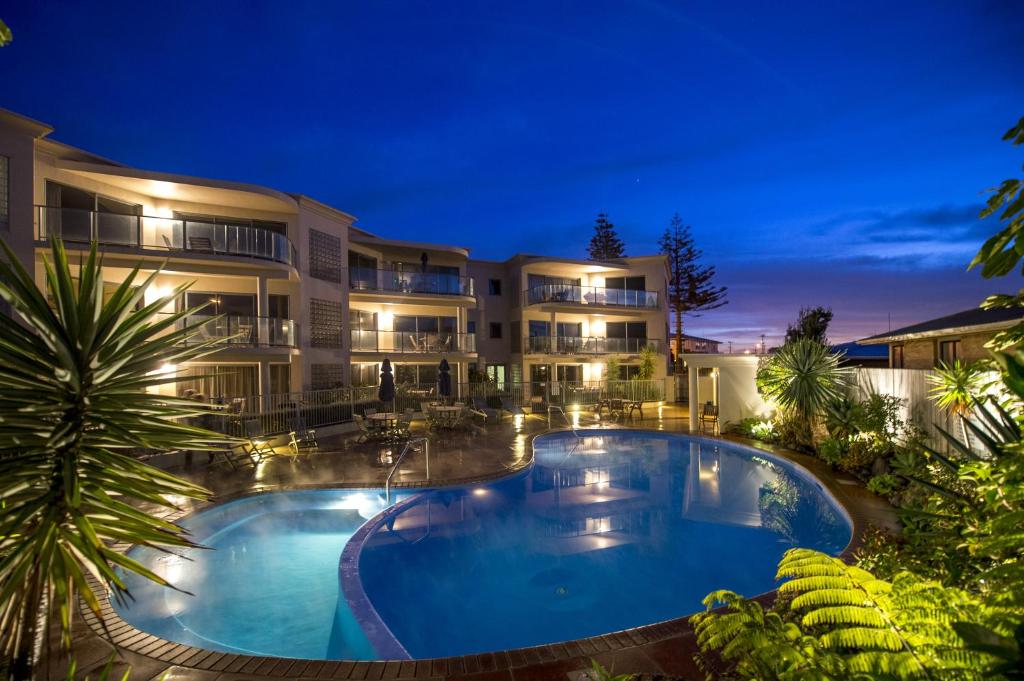 The Reef Beachfront Apartments (Mount Maunganui)