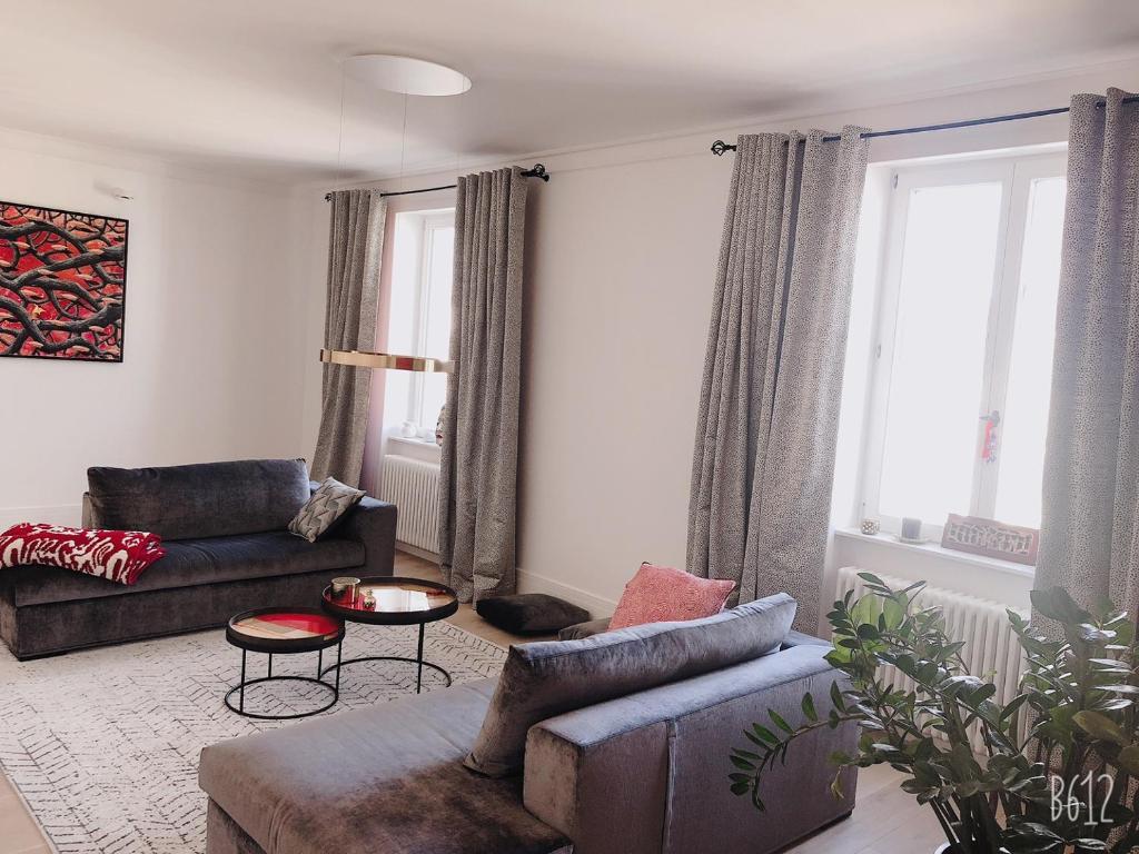 LUXUS 5 Zi-Wohnung + Balkon in TOP-Lage FFM+KLIMA