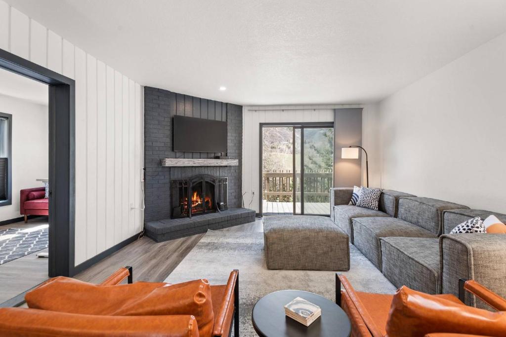 Snowmass Modern 3 bedroom