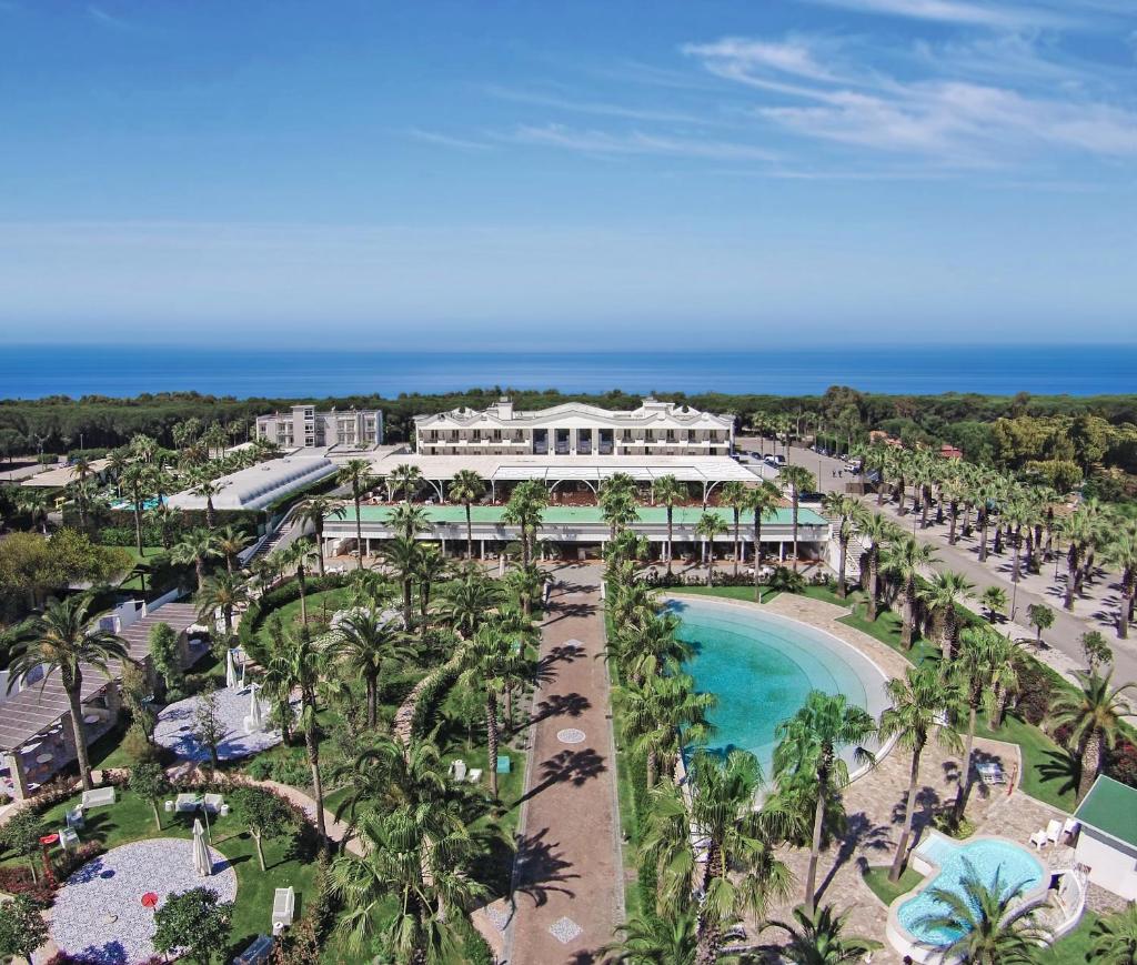 Savoy Hotel & Spa