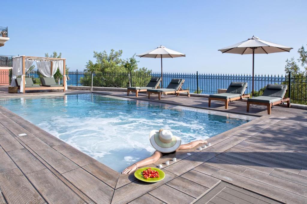 Avra Private Suites (Lassi)
