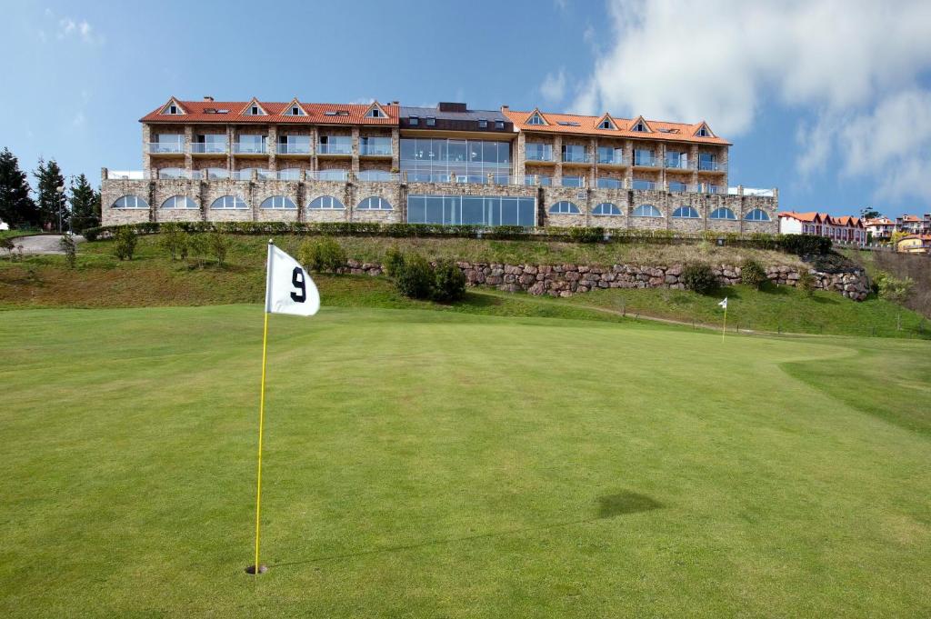 Abba Comillas Golf Hotel (Comillas)