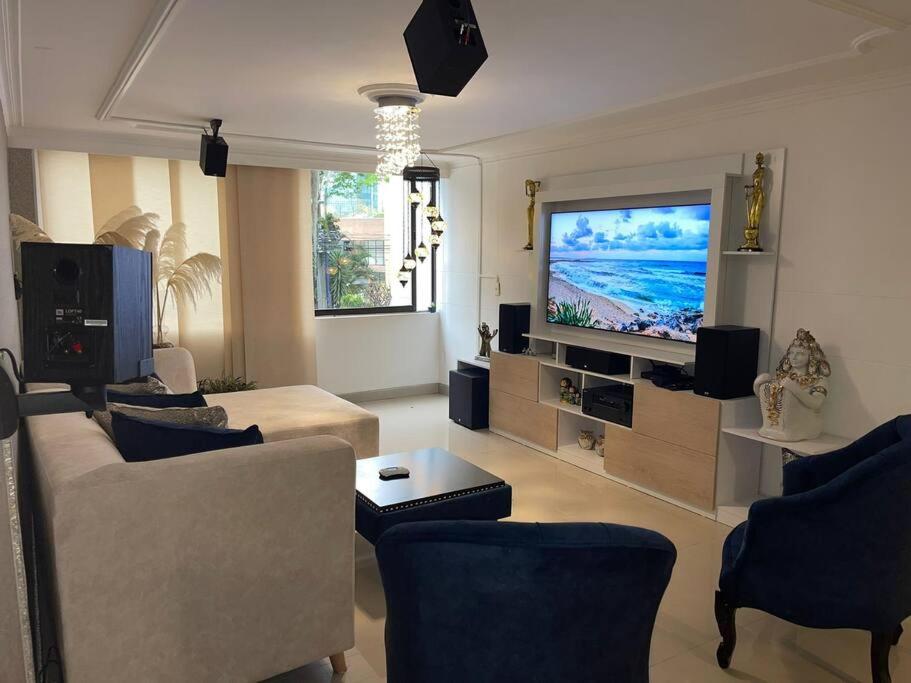 Hermoso apartamento en el barrio el poblado de medellin