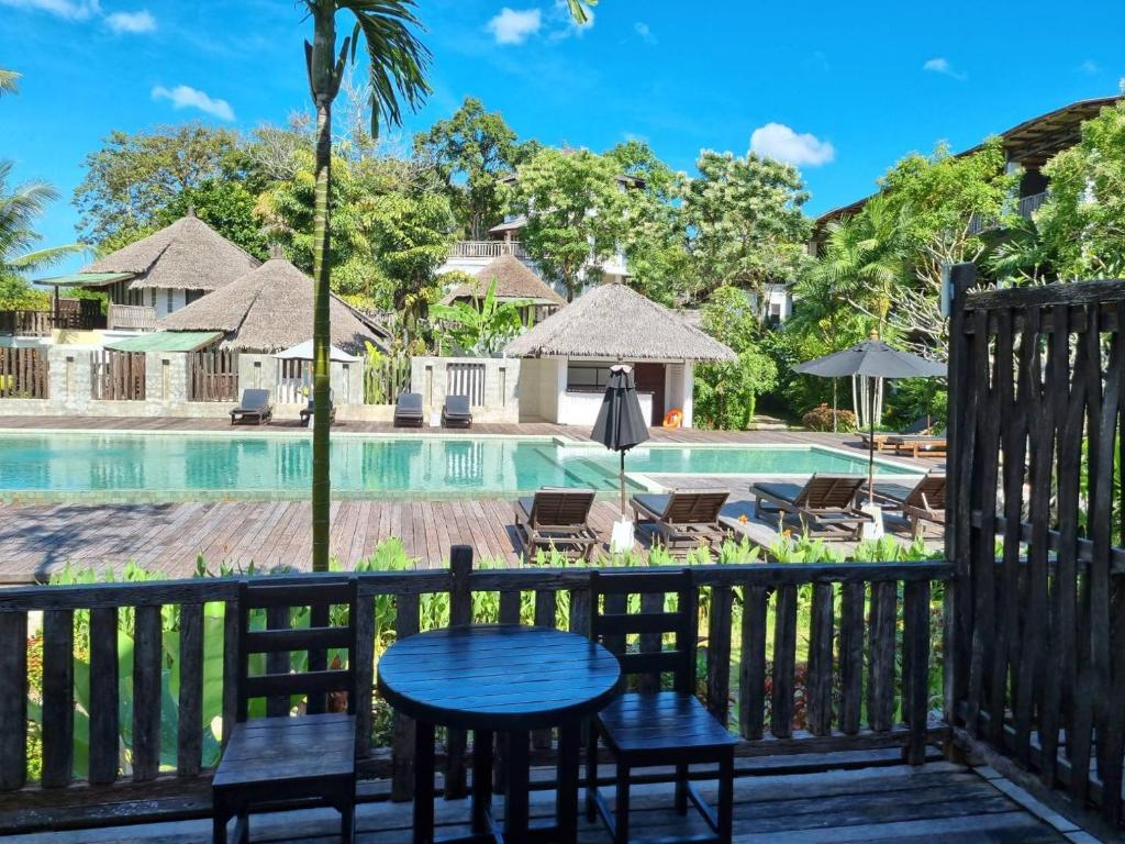 Aana Resort & Spa