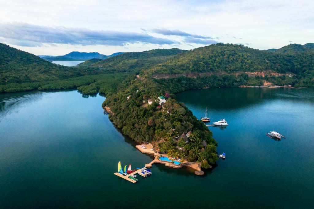 Marina del Sol Resort & Yacht Club (Busuanga)