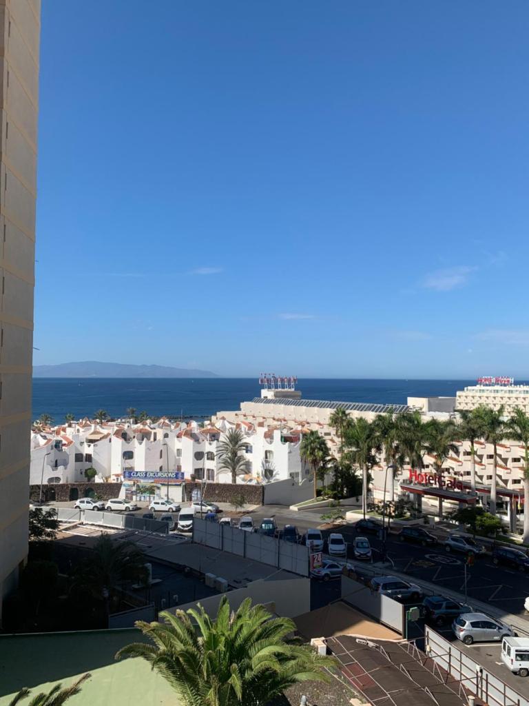 Torres de Yomely Las Americas
