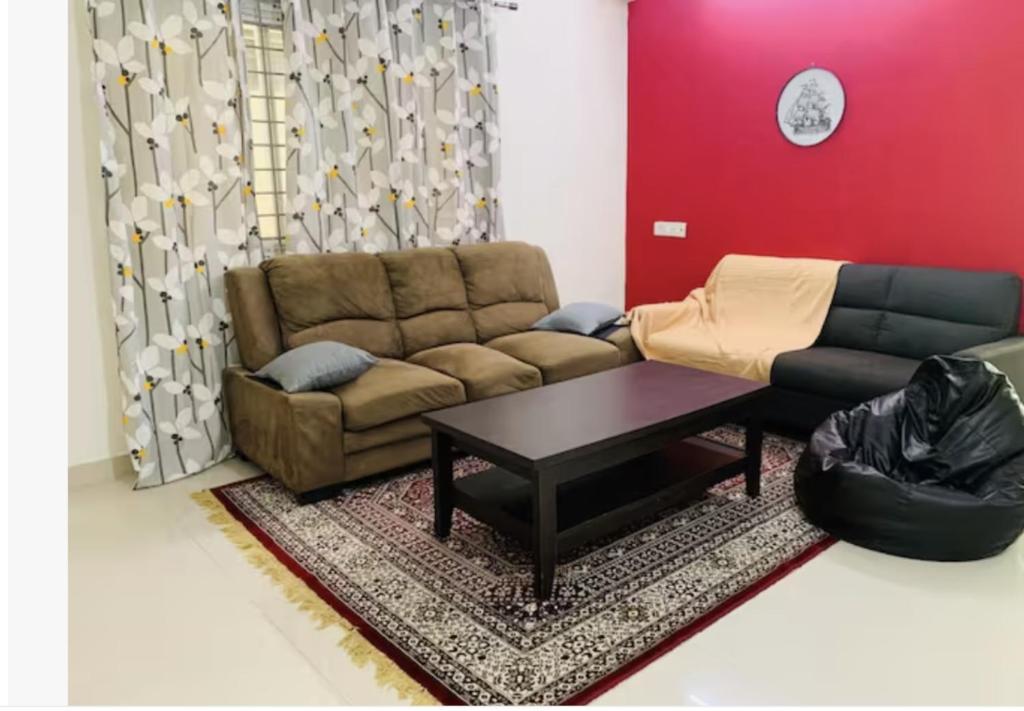 3BHK Peaceful apartment near Bharatiya city