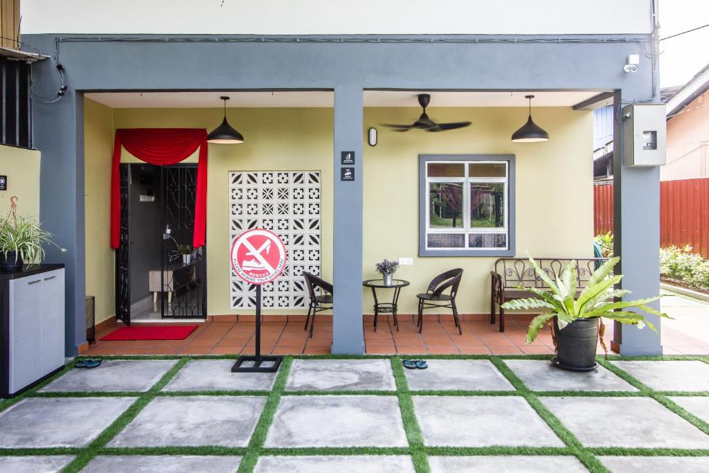 Explore 4BR Gardenhouse Retreats (Butterworth)