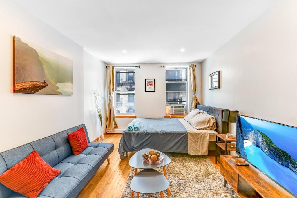 Cozy Nolita 2 Bedroom apartment