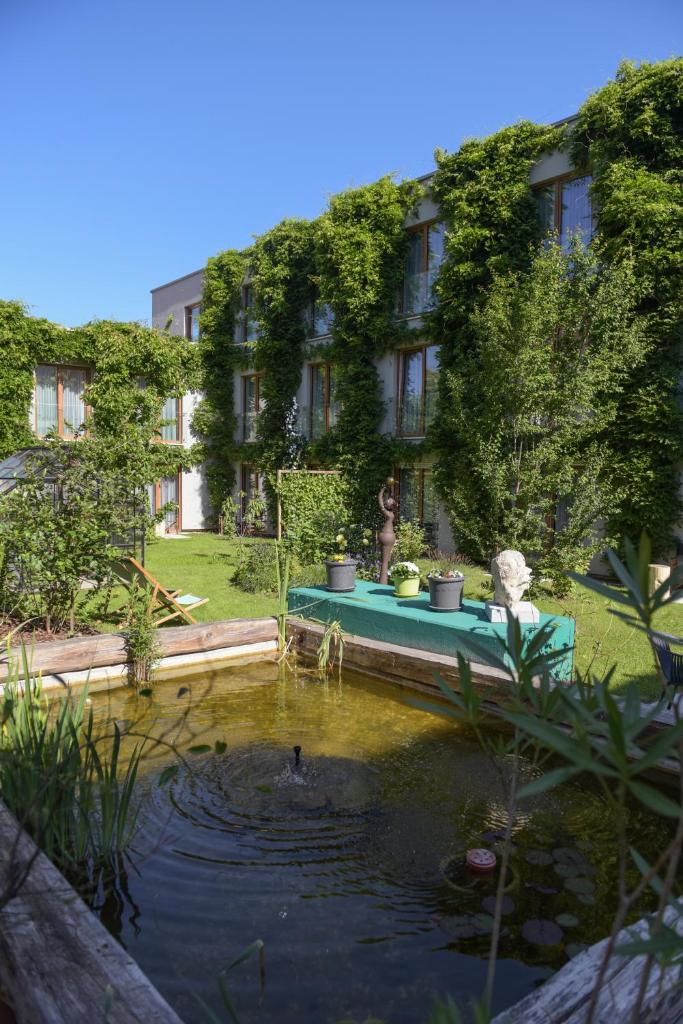 Green Spirit Hotel
