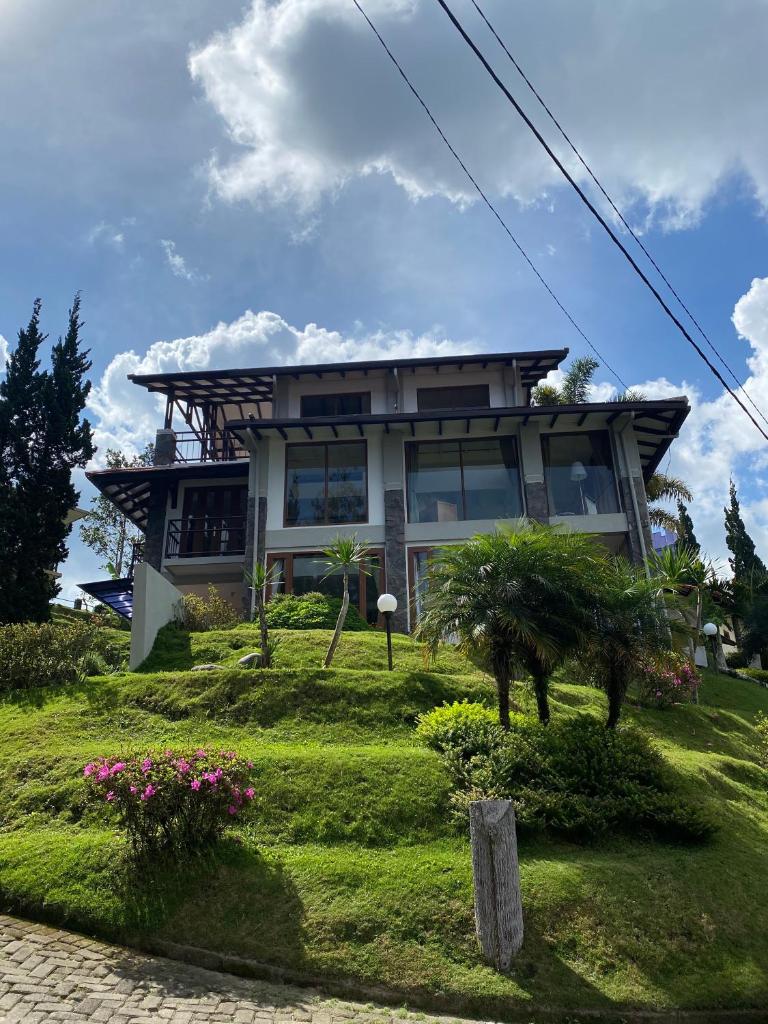 New Edelweiss Villa at Villa Istana Bunga