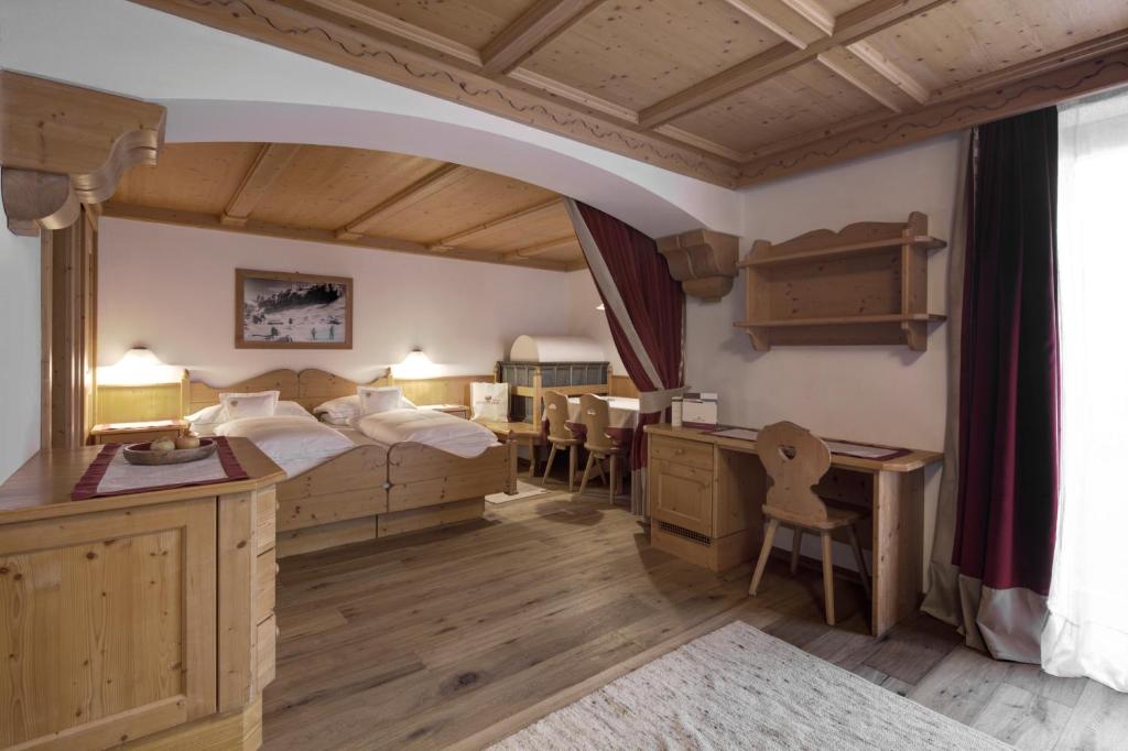 Hotel Tyrol