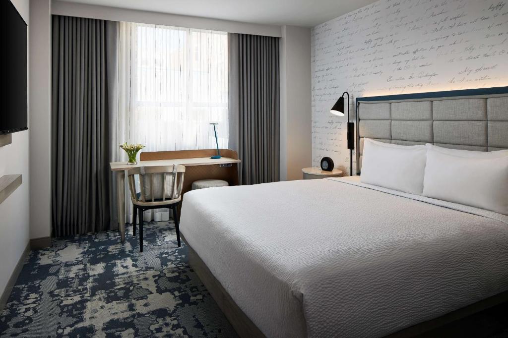 Hyatt Centric Old Town Alexandria (Alexandria)