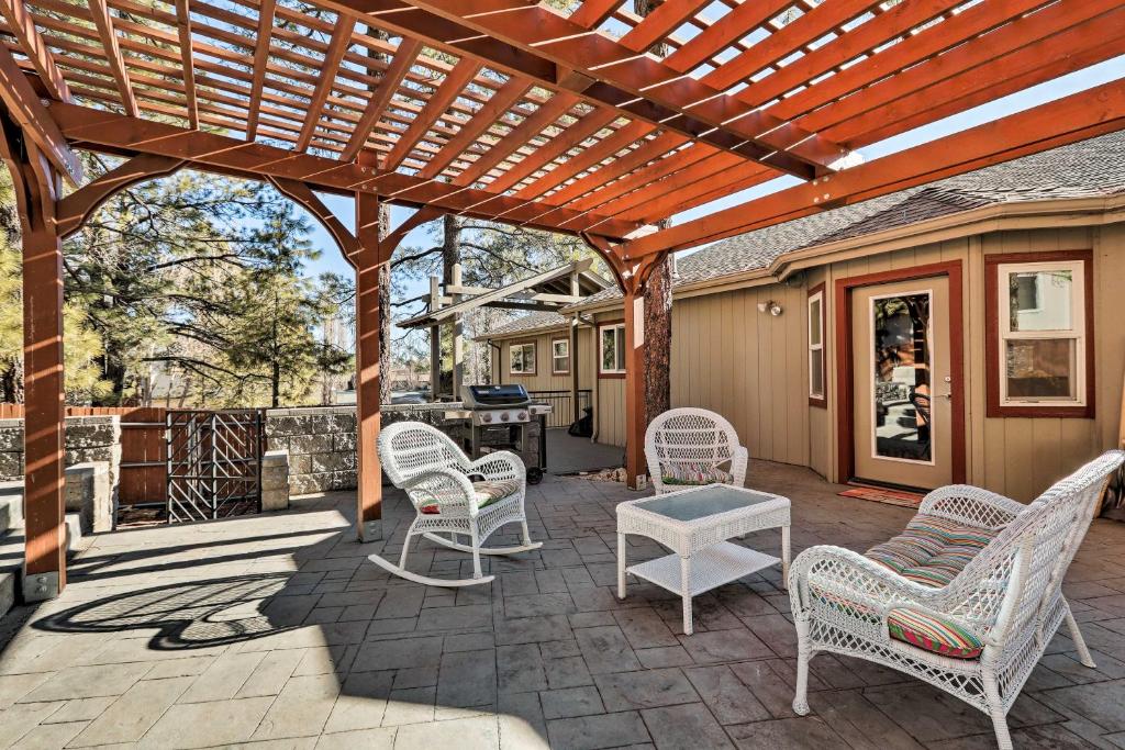 Family Flagstaff Home with Gazebo - Golf