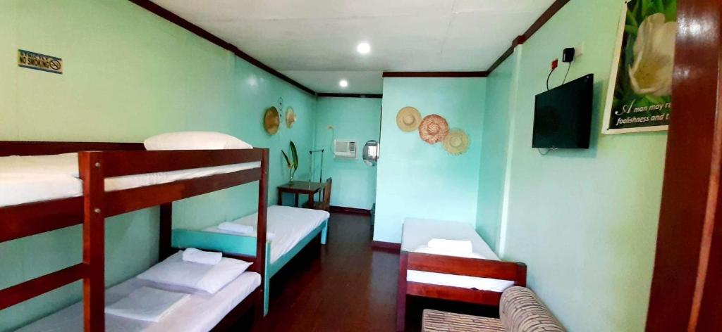 Pinaluyan Guest House