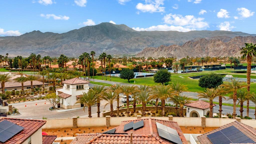 Palm Springs PGA West La Quinta Resort Home with easy Golf course access (La Quinta)