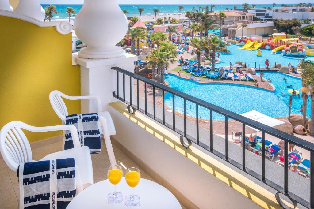 Mediterraneo Bay Hotel & Resort