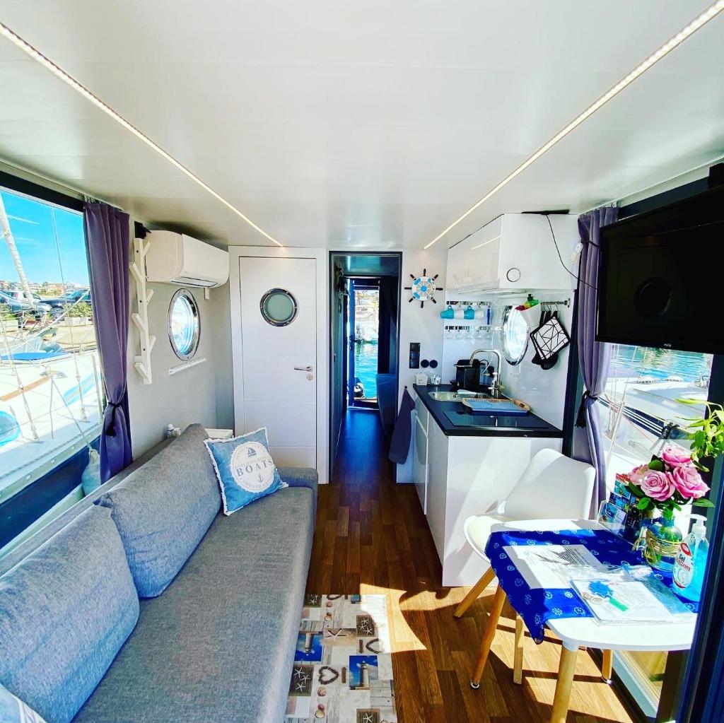 Houseboat Seabreeze (Alghero)