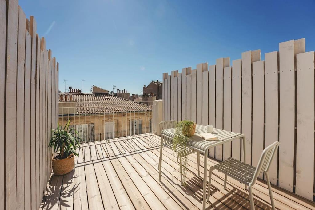 Appartement T1 avec terrasse sur les toits de Marseille