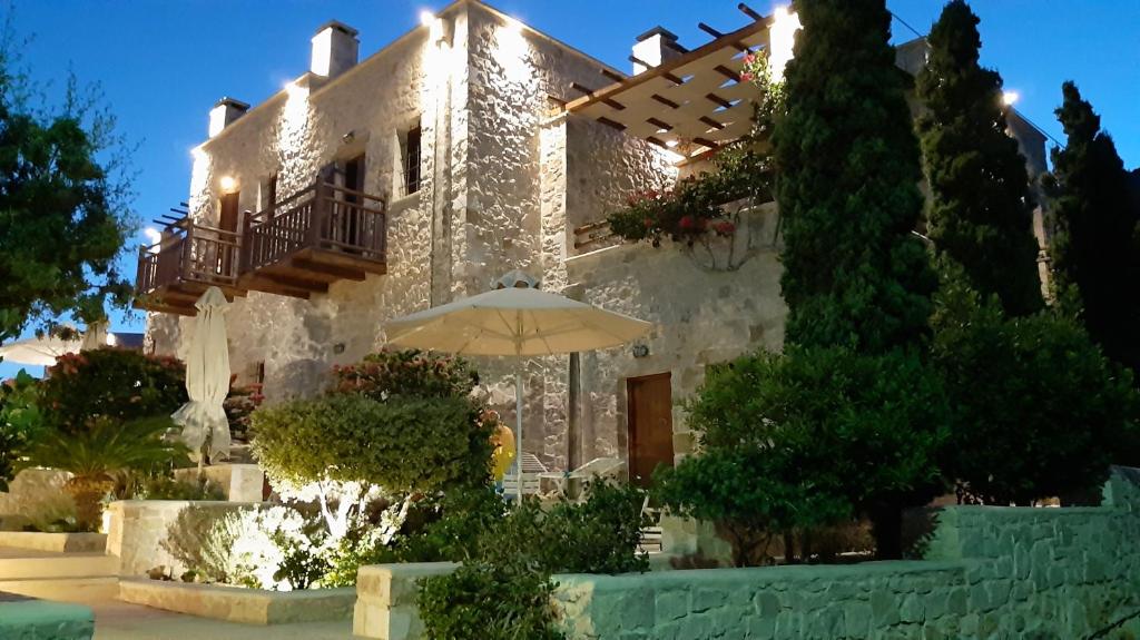 Lithos Traditional Guest Houses (Xerokampos)