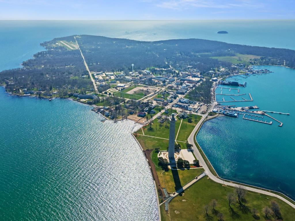 BayShore #214 (Put-in-Bay)
