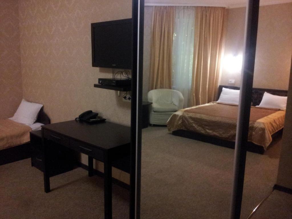 Noy Hotel