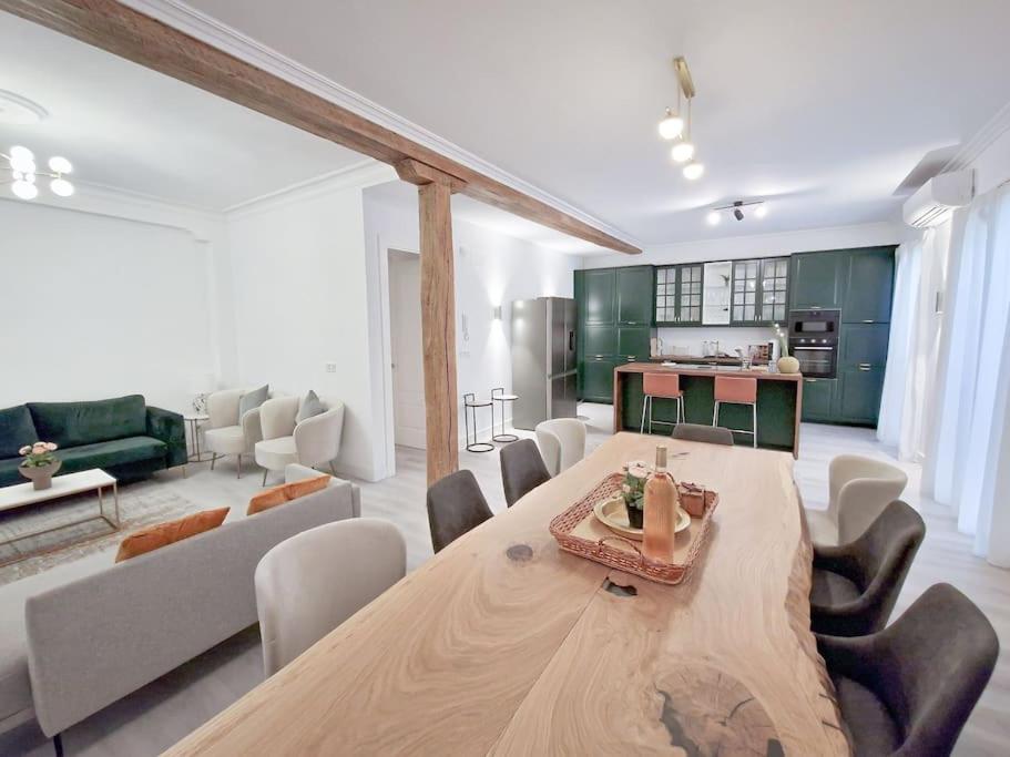 La concha beach luxury apartment